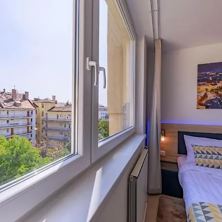 Christina 3* Budapest