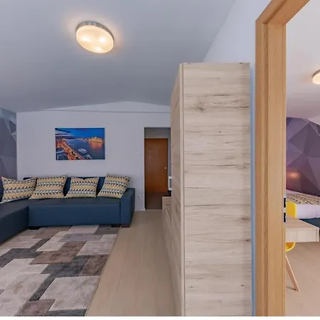 Christina 布达佩斯