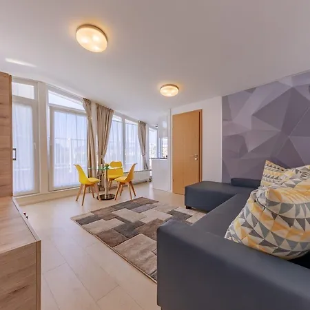 Hotel Christina 3*