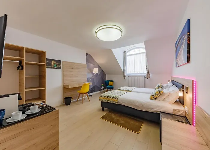 Christina 3* Budapest