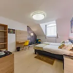 Christina 3* Budapest